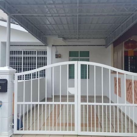 Melaka Homestay ภายนอก รูปภาพ